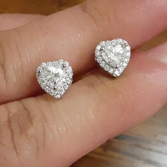 Jewelry - 925 Silver Moissanite Heart Stud Earrings